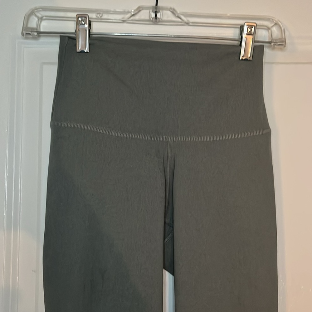 NWOT Nike Yoga Green Leggings Women’s Size S